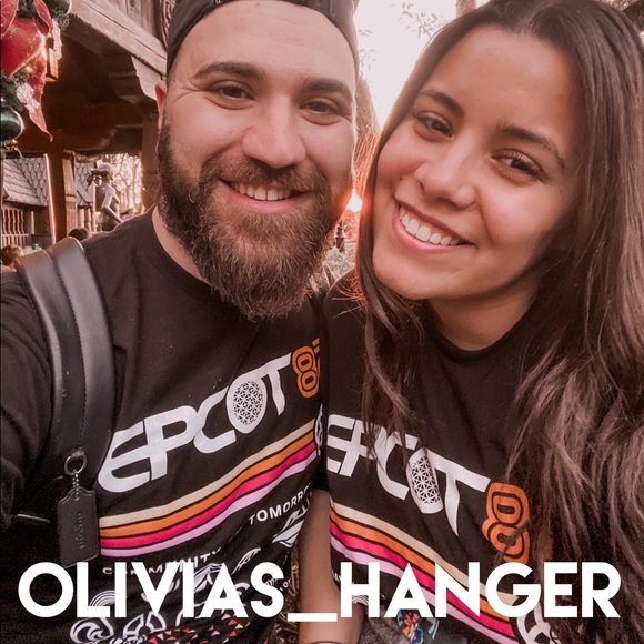 follow me on Instagram @olivias_hanger - Picture 1 of 4